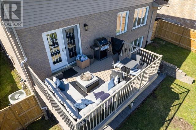 33 Bayridge Crt, House detached with 6 bedrooms, 3 bathrooms and null parking in Greater Sudbury ON | Image 9