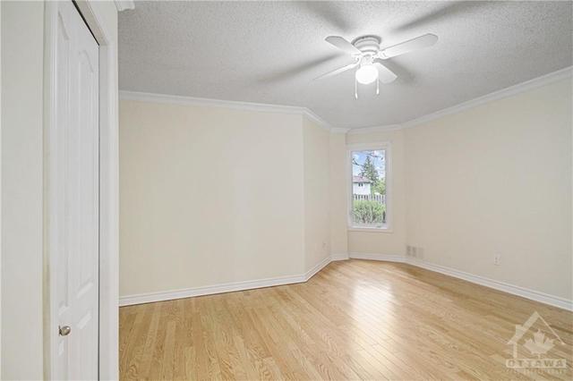 Large Primary BedRm with Walk-In Closet | Image 22