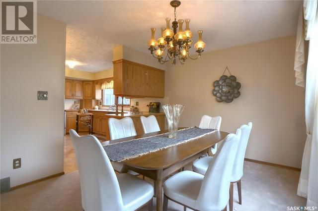 1263 Maybery Cres, House detached with 4 bedrooms, 4 bathrooms and null parking in Moose Jaw SK | Image 6