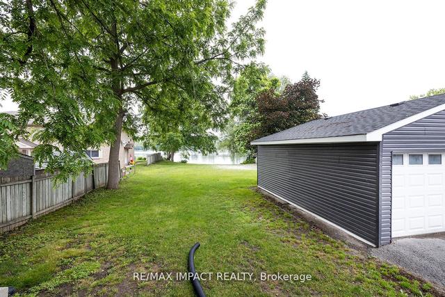 28 North Trent St, House detached with 4 bedrooms, 3 bathrooms and 2 parking in Quinte West ON | Image 20