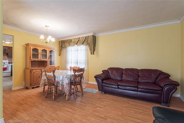 65 Glenmanor Drive, House detached with 3 bedrooms, 2 bathrooms and 3 parking in Oakville ON | Image 16