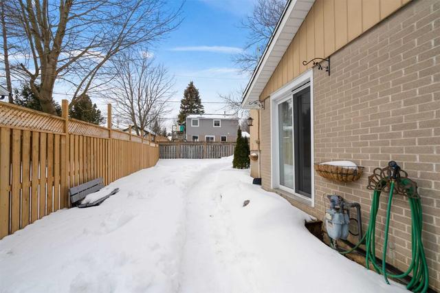 34 Ontario St, House semidetached with 3 bedrooms, 2 bathrooms and 3 parking in Orangeville ON | Image 19