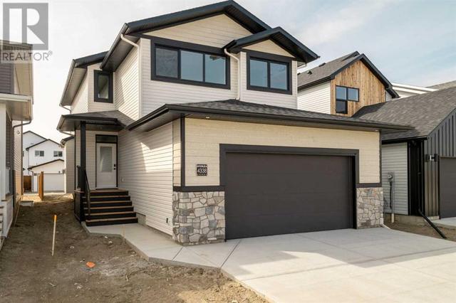 4338 28 Ave S, House detached with 3 bedrooms, 2 bathrooms and 4 parking in Lethbridge AB | Image 1