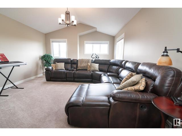 285 Cy Becker Bv Nw, House detached with 3 bedrooms, 2 bathrooms and null parking in Edmonton AB | Image 31