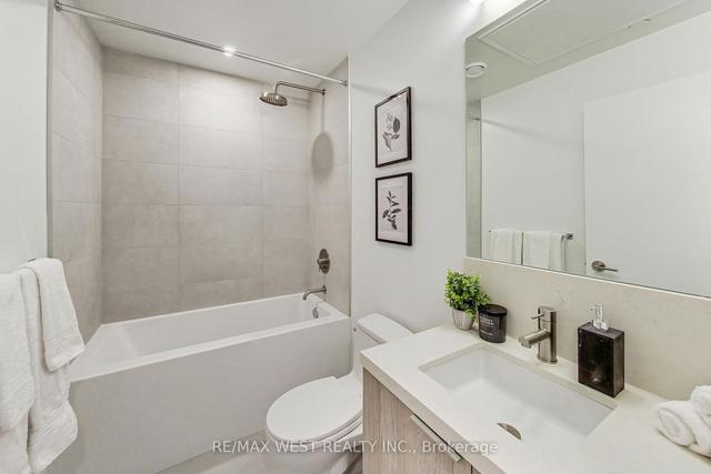 1608 - 2020 Bathurst St, Condo with 1 bedrooms, 1 bathrooms and 0 parking in Toronto ON | Image 4