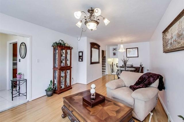 94 Greyabbey Trail, House semidetached with 4 bedrooms, 2 bathrooms and 2 parking in Toronto ON | Image 38