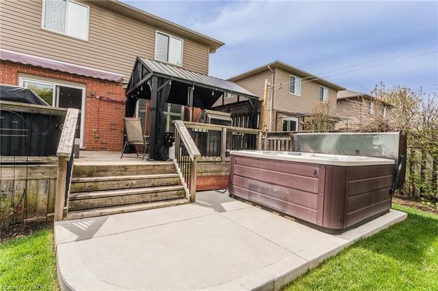 907 Garibaldi Ave E, House detached with 4 bedrooms, 3 bathrooms and 4 parking in London ON | Image 35