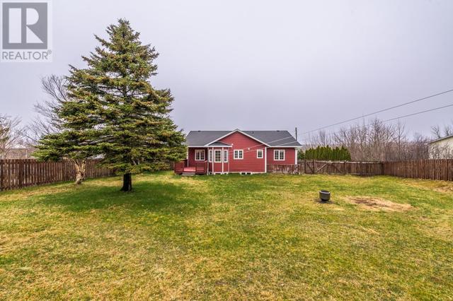 68 Pettens Road, House detached with 4 bedrooms, 3 bathrooms and null parking in Conception Bay South NL | Image 4