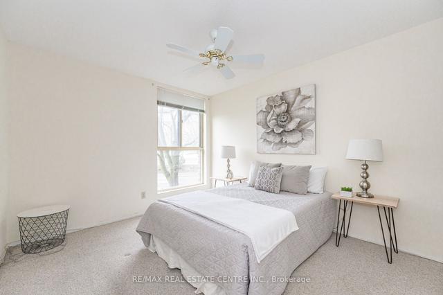 205 - 24 Marilyn Dr, Condo with 3 bedrooms, 2 bathrooms and 1 parking in Guelph ON | Image 26