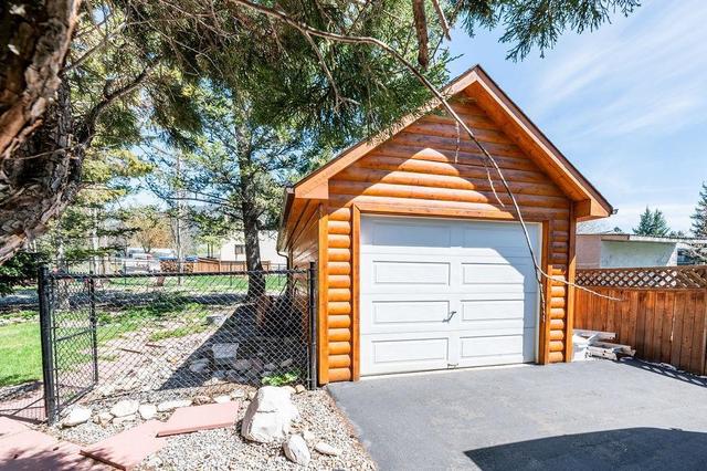 7500 Rivercrest Rd, House detached with 3 bedrooms, 2 bathrooms and 4 parking in Radium Hot Springs BC | Image 28