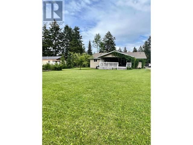 4151 Pacific Rd, House detached with 4 bedrooms, 2 bathrooms and null parking in Cariboo D BC | Image 4