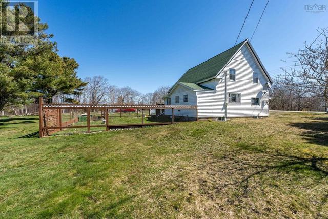 894 Port Latour Road, House detached with 5 bedrooms, 1 bathrooms and null parking in Barrington NS | Image 6