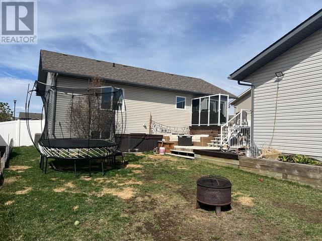 1717 87 Ave, House detached with 3 bedrooms, 3 bathrooms and 2 parking in Dawson Creek BC | Image 26