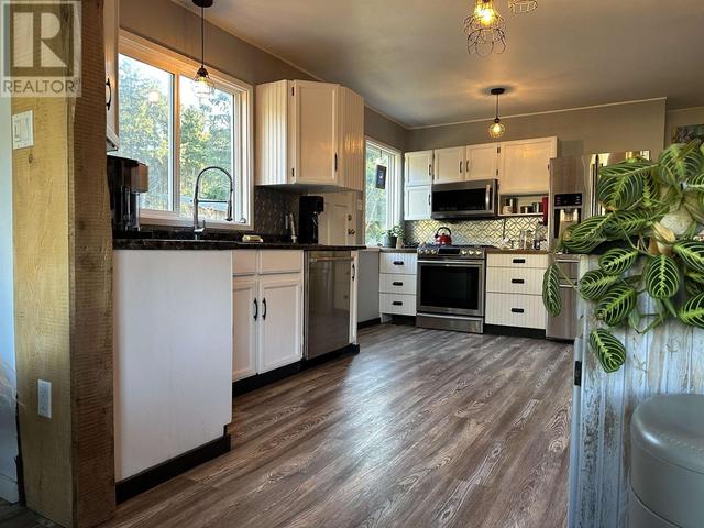 362 Christina Pl, House detached with 3 bedrooms, 2 bathrooms and null parking in North Coast E BC | Image 17