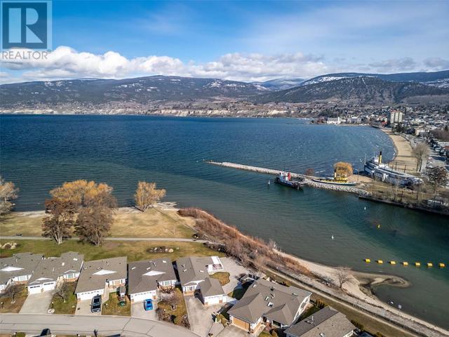 45 Kingfisher Drive, House detached with 2 bedrooms, 2 bathrooms and 1 parking in Penticton 1 BC | Image 9
