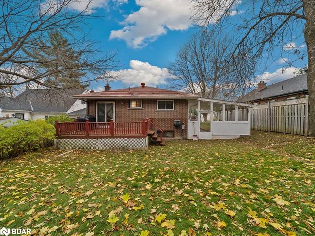 308 Grenville Ave, House detached with 4 bedrooms, 2 bathrooms and 4 parking in Orillia ON | Image 15