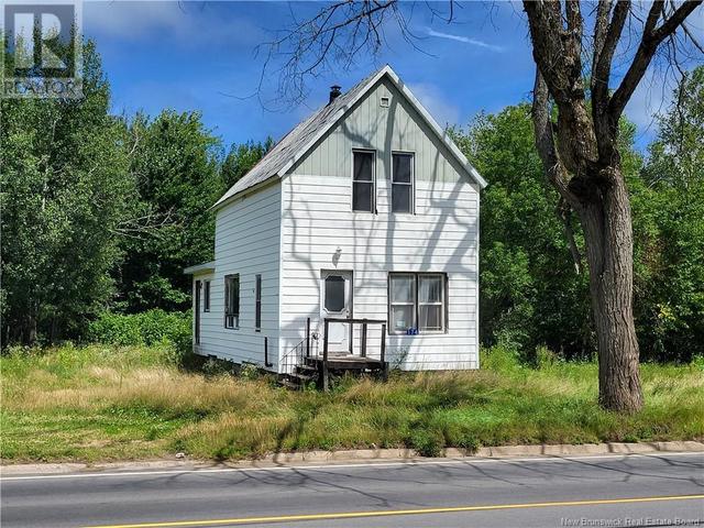 174 Main Street St, House detached with 2 bedrooms, 1 bathrooms and null parking in Chipman NB | Image 1