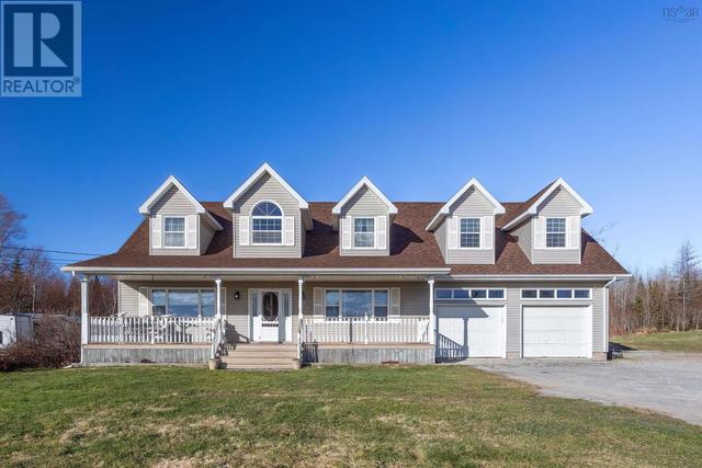 500 Johnson Rd, House detached with 4 bedrooms, 3 bathrooms and null parking in Cape Breton NS | Image 3
