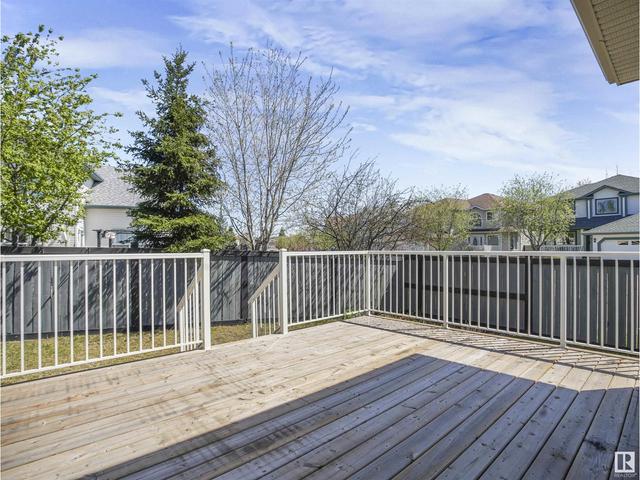 803 Forbes Cl Nw, House detached with 3 bedrooms, 3 bathrooms and null parking in Edmonton AB | Image 2