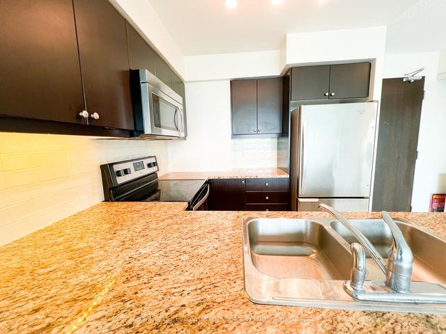 25 Lower Simcoe St, Condo with 2 bedrooms, 2 bathrooms and 0 parking in Toronto ON | Image 14