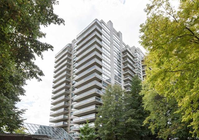 201 - 63 St Clair Ave W, Condo with 2 bedrooms, 2 bathrooms and 1 parking in Toronto ON | Image 1