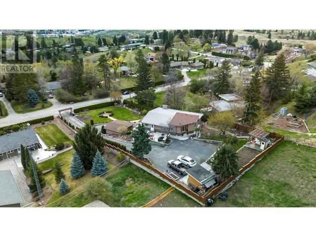404 West Bench Dr, House detached with 4 bedrooms, 3 bathrooms and 7 parking in Okanagan Similkameen F BC | Image 92
