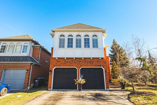 2790 Galleon Cres, House detached with 4 bedrooms, 3 bathrooms and 8 parking in Mississauga ON | Image 1