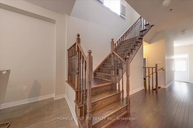 9 Mohandas Dr, House detached with 3 bedrooms, 3 bathrooms and 2 parking in Markham ON | Image 7