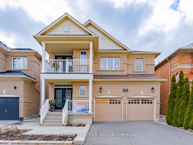 729 Sauve St, House detached with 4 bedrooms, 5 bathrooms and 4 parking in Milton ON | Image 1