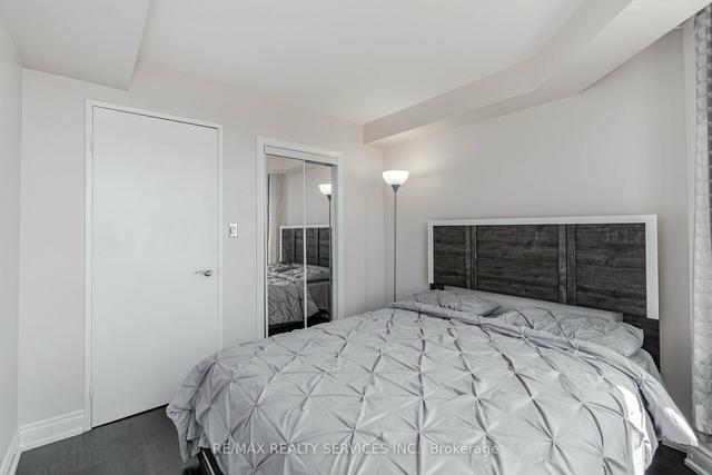 1209 - 155 Hillcrest Ave, Condo with 2 bedrooms, 1 bathrooms and 1 parking in Mississauga ON | Image 18