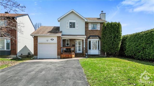 1613 Bottriell Way, House detached with 3 bedrooms, 2 bathrooms and 3 parking in Ottawa ON | Image 2