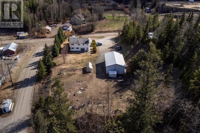 2436 W Knell Rd, House detached with 4 bedrooms, 3 bathrooms and null parking in Prince George BC | Image 9