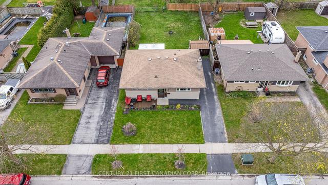 412 Hudson Dr, House detached with 3 bedrooms, 1 bathrooms and 2 parking in London ON | Image 35