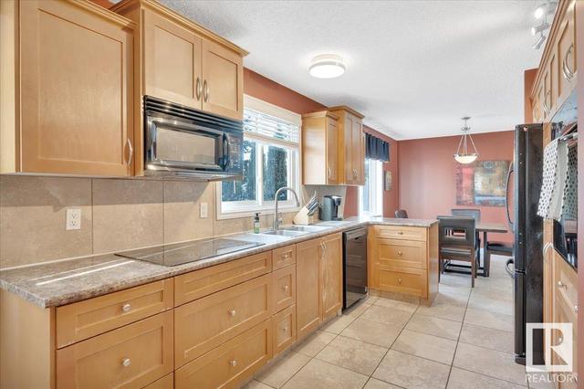 3103 130 Av Nw Nw, House detached with 4 bedrooms, 3 bathrooms and null parking in Edmonton AB | Image 11