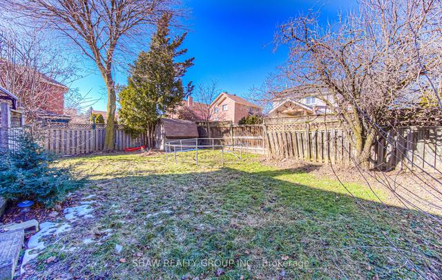 49 Legault Cres, House detached with 3 bedrooms, 3 bathrooms and 4 parking in Cambridge ON | Image 9