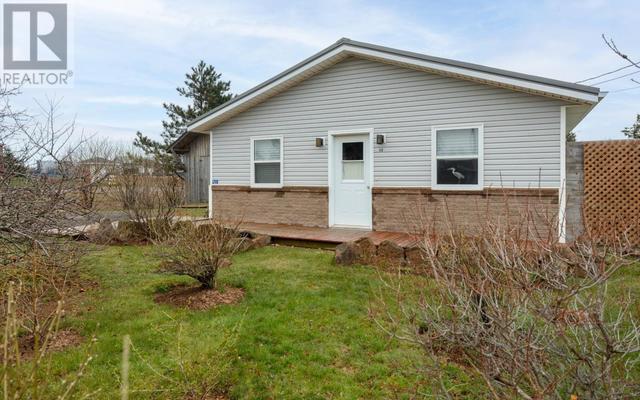 50 Simon Dr, House detached with 2 bedrooms, 2 bathrooms and null parking in North Rustico PE | Image 1