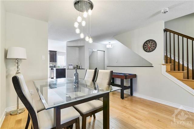 630 Danaca Private, House attached with 2 bedrooms, 3 bathrooms and 1 parking in Ottawa ON | Image 6