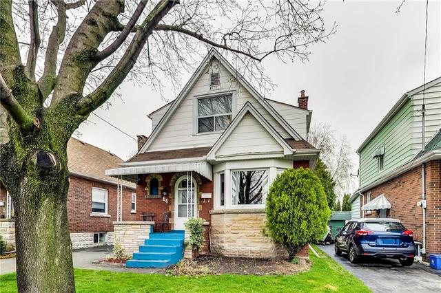 64 Cameron Ave S, House detached with 4 bedrooms, 2 bathrooms and 4 parking in Hamilton ON | Image 2