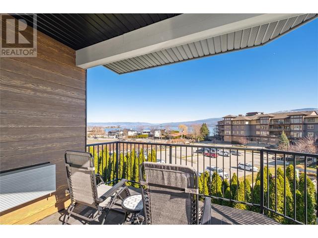 1305 - 4215 Gellatly Rd S, Condo with 2 bedrooms, 2 bathrooms and 2 parking in West Kelowna BC | Image 9