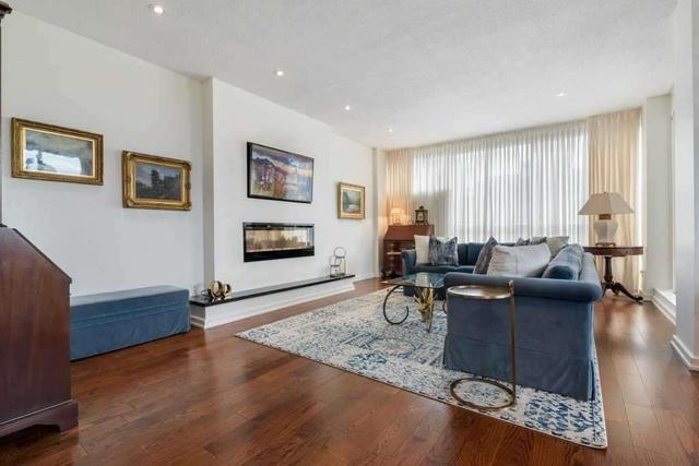 903 - 616 Avenue Rd, Condo with 3 bedrooms, 2 bathrooms and 2 parking in Toronto ON | Image 8