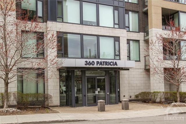 810 - 360 Patricia Avenue, Condo with 1 bedrooms, 1 bathrooms and 1 parking in Ottawa ON | Image 2