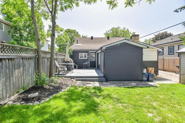 7 Balfour St, House detached with 3 bedrooms, 1 bathrooms and 4 parking in Brantford ON | Image 30