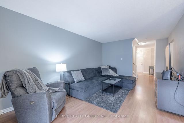 72 - 590 Millbank Dr, Townhouse with 3 bedrooms, 2 bathrooms and 2 parking in London ON | Image 3