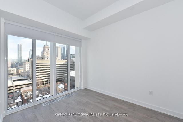 PH10 - 50 Mccaul St, Condo with 1 bedrooms, 2 bathrooms and 0 parking in Toronto ON | Image 8