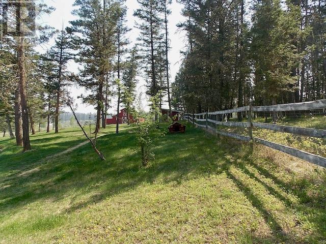 1432 Flett Road, House detached with 5 bedrooms, 3 bathrooms and null parking in Cariboo E BC | Image 35