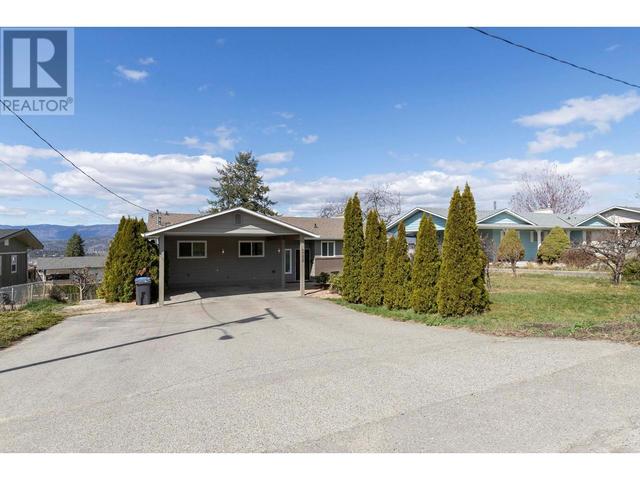 1750 Stayman Rd, House detached with 5 bedrooms, 2 bathrooms and 6 parking in Kelowna BC | Image 34