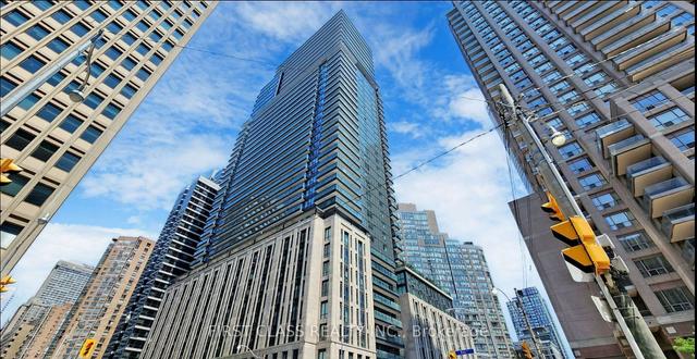 3709 - 955 Bay St, Condo with 3 bedrooms, 3 bathrooms and 0 parking in Toronto ON | Image 19