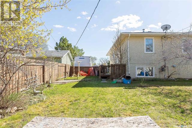 317 2nd St S, House detached with 4 bedrooms, 2 bathrooms and null parking in Martensville SK | Image 41