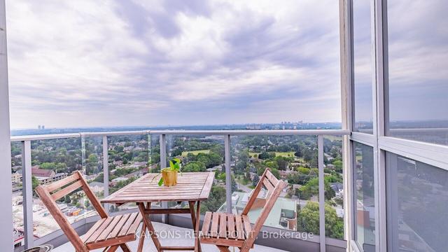 ph 105 - 5791 Yonge St, Condo with 2 bedrooms, 2 bathrooms and 1 parking in Toronto ON | Image 3
