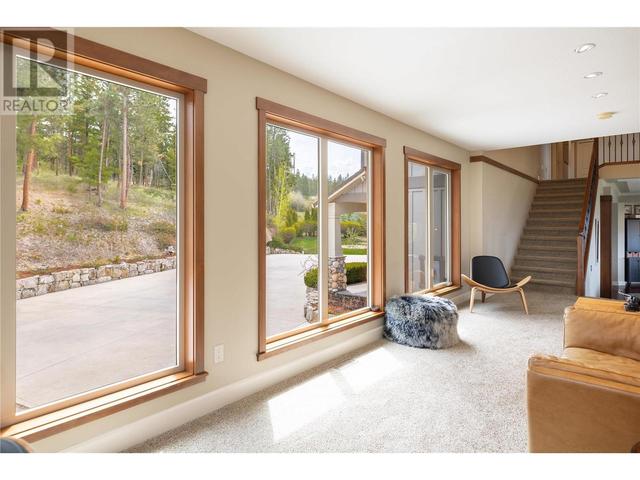 2775 Harvard Rd, House detached with 6 bedrooms, 4 bathrooms and 14 parking in Kelowna BC | Image 13